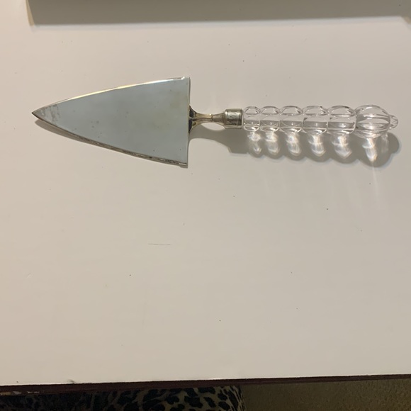 Mikasa Cake Server like New in Box - Picture 2 of 6